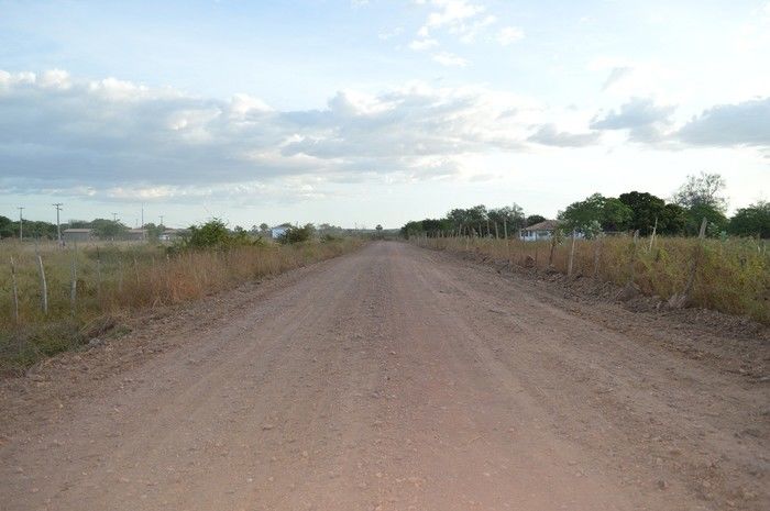 Prefeito Bernildo Val visita estrada recém recuperada na zona rural - Imagem 2