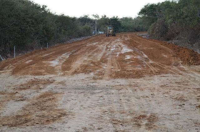 Bernildo Val visita trajeto onde será asfaltado na zona rural de Buriti dos Lopes - Imagem 3