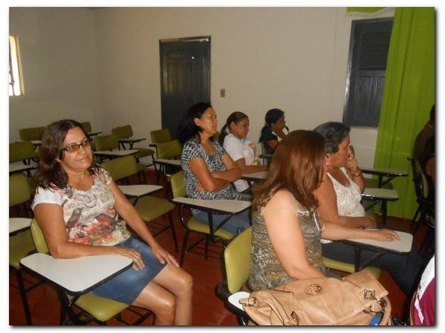 SEBRAE realiza reunião com comerciantes e pequenos micro-empreendedores sobre a Lei Geral Municipal - Imagem 12