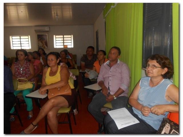 SEBRAE realiza reunião com comerciantes e pequenos micro-empreendedores sobre a Lei Geral Municipal - Imagem 10