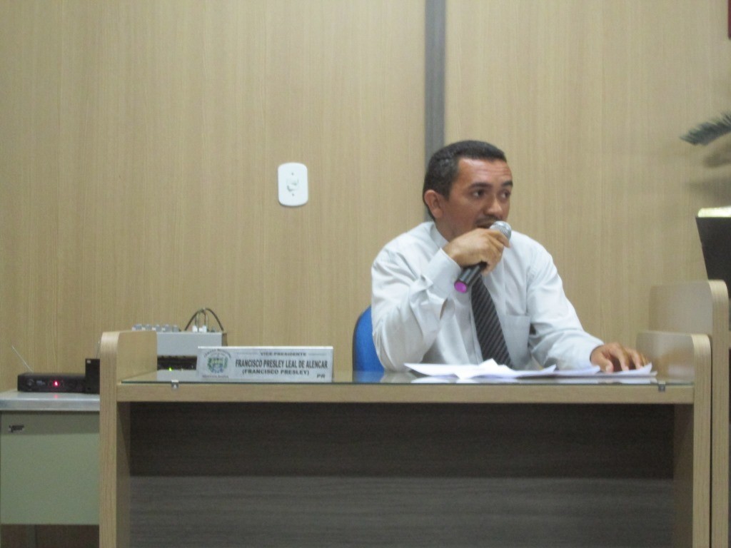 Primeira  Sessão a pois Férias na Câmara Municipal em Agricolândia