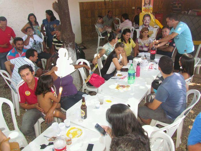 Sr. Manoel Lucas homenageia todos os pais da família Pereira. - Imagem 12