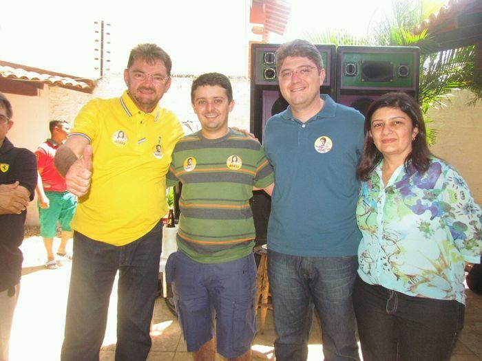 Sr. Manoel Lucas homenageia todos os pais da família Pereira. - Imagem 14