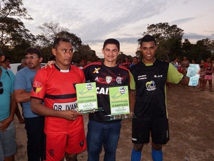 Centenas de populares prestigiam Campeonato de Futebol Ruralzão; confira os resultados - Imagem 2