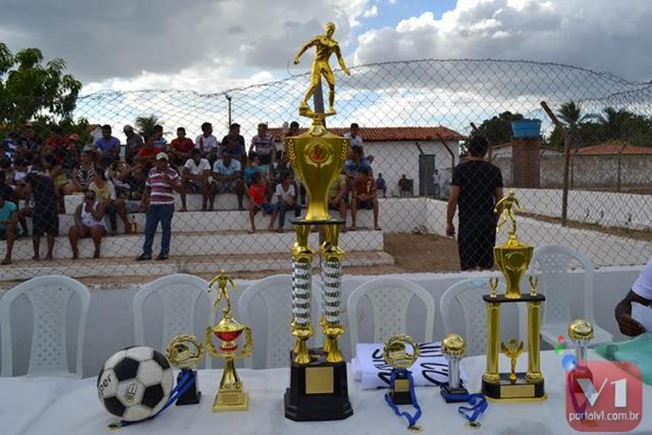 Campeonato de futebol de Pimenteiras vem reunindo um bom publico