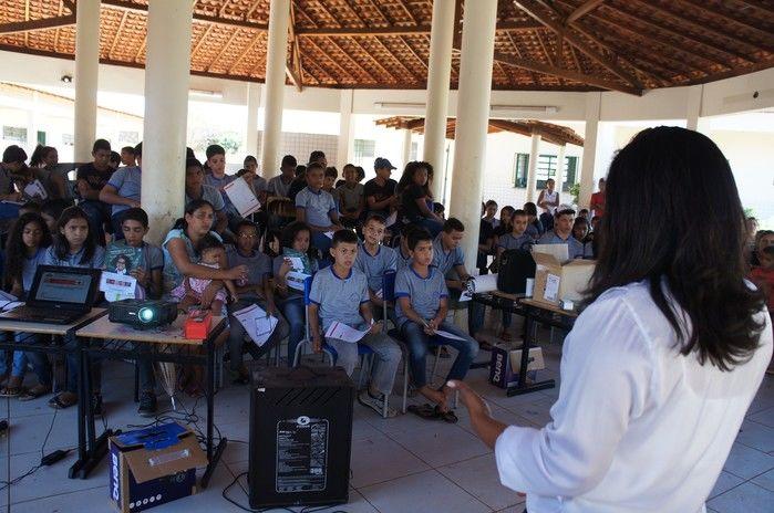 Secretaria de saúde prove campanha do Governo Federal nas escolas de Monte Alegre.   - Imagem 3