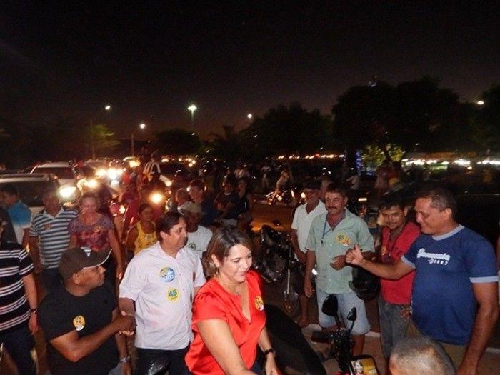 Candita Janainna Marques realiza reunião em Esperantina - Imagem 2