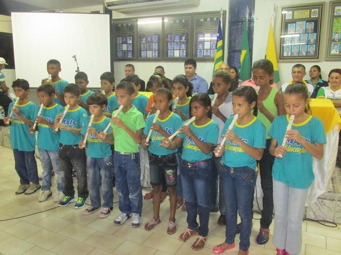 Solenidade marcou a apresentação do Projeto que resgata a História dos símbolos de Batalha “A Bandeira e o Hino”‏ - Imagem 16