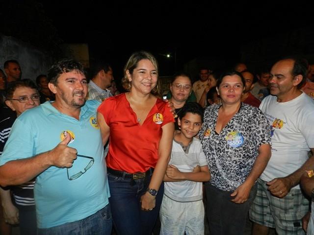 Janainna Marques realiza grande carreata e reunião política em Esperantina - Imagem 38