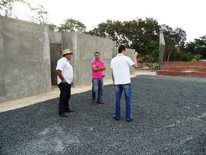 Prefeito Zé Resende acompanha engenheiros do FNDE em visita aos ginásios cobertos - Imagem 4