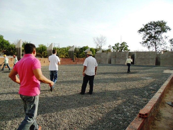Prefeito Zé Resende acompanha engenheiros do FNDE em visita aos ginásios cobertos - Imagem 1