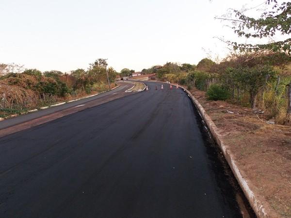 Prefeitura inicia pavimentação do bairro trizidela - Imagem 17