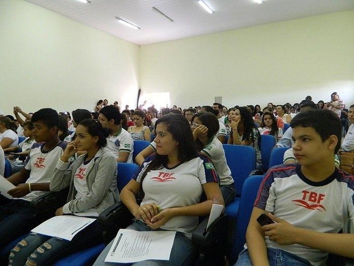 Dezenas de jovens participam do 1º Fórum Selo Unicef - Imagem 3