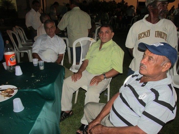 Prefeito: Walter Alencar Faz Homenagem a todos os pais de Agricolândia em Sua Residência     - Imagem 7