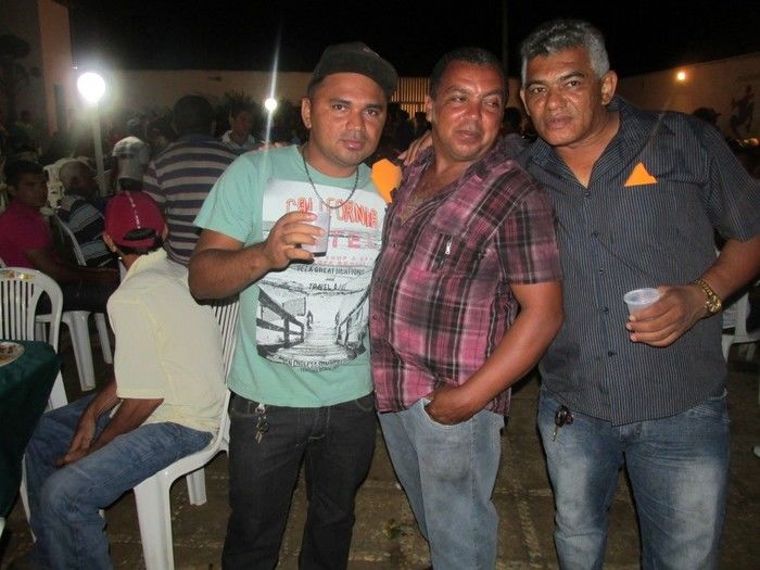 Prefeito: Walter Alencar Faz Homenagem a todos os pais de Agricolândia em Sua Residência     - Imagem 15