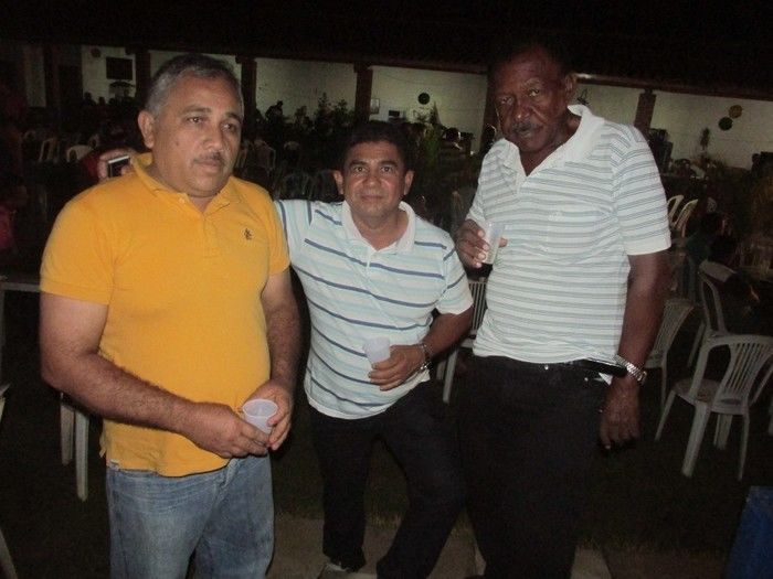 Prefeito: Walter Alencar Faz Homenagem a todos os pais de Agricolândia em Sua Residência     - Imagem 9