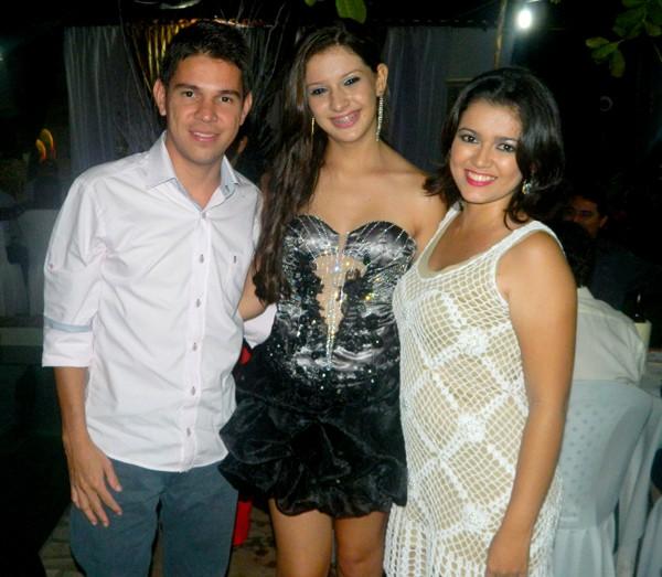 Aniversário de Zayra Meneses comemorado  em grande estilo - Imagem 23