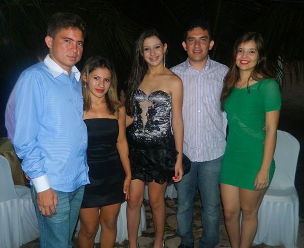 Aniversário de Zayra Meneses comemorado  em grande estilo - Imagem 34