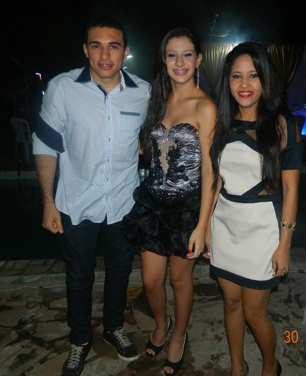 Aniversário de Zayra Meneses comemorado  em grande estilo - Imagem 11