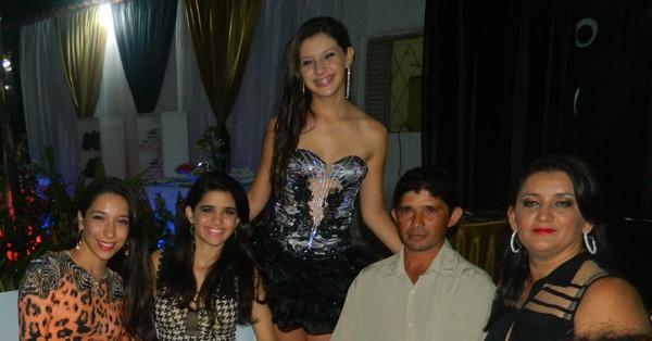 Aniversário de Zayra Meneses comemorado  em grande estilo - Imagem 44