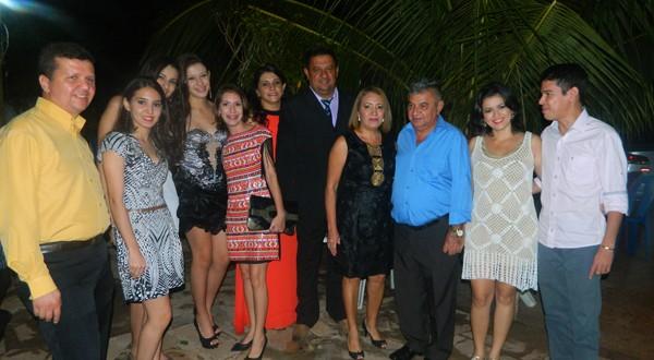 Aniversário de Zayra Meneses comemorado  em grande estilo - Imagem 48