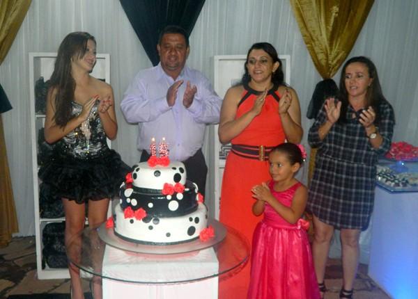 Aniversário de Zayra Meneses comemorado  em grande estilo - Imagem 6