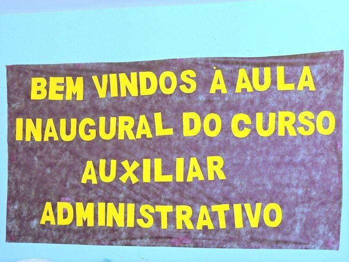 Milton Brandão realiza aula inaugural do curso de Auxiliar Administrativo - Imagem 1