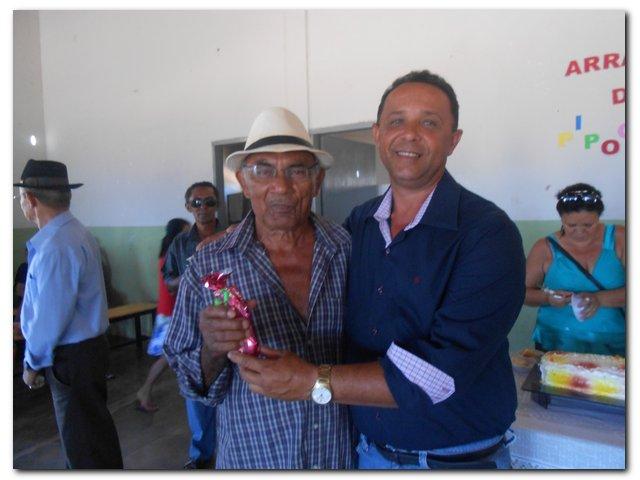 SEMTAC presta homenagem aos Idosos do Centro de Convivência - Imagem 32