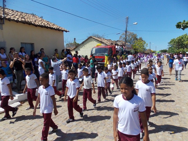 Prefeitura realiza tradicional desfile cívico em homenagem a Independência do Brasil - Imagem 72