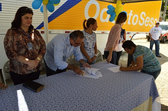 Prefeito Bernildo Val participa do lançamento do OdontoSesc em Buriti dos Lopes - Imagem 3
