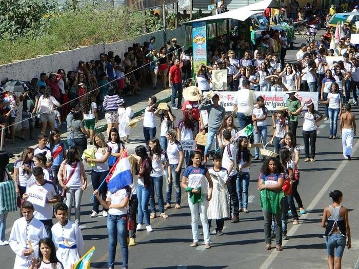 Desfile cívico temático se consolida em Pedro II - Imagem 9