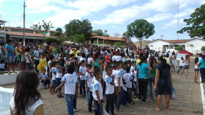 Público prestigia Desfile Cívico de 7 de setembro em Francinópolis - Imagem 134