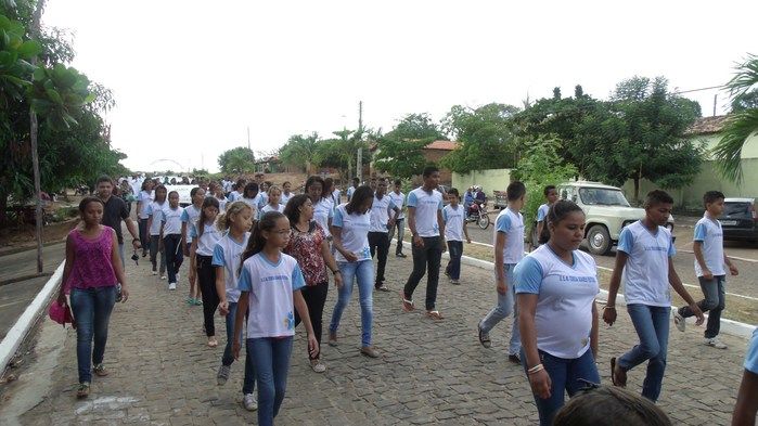 Público prestigia Desfile Cívico de 7 de setembro em Francinópolis - Imagem 73