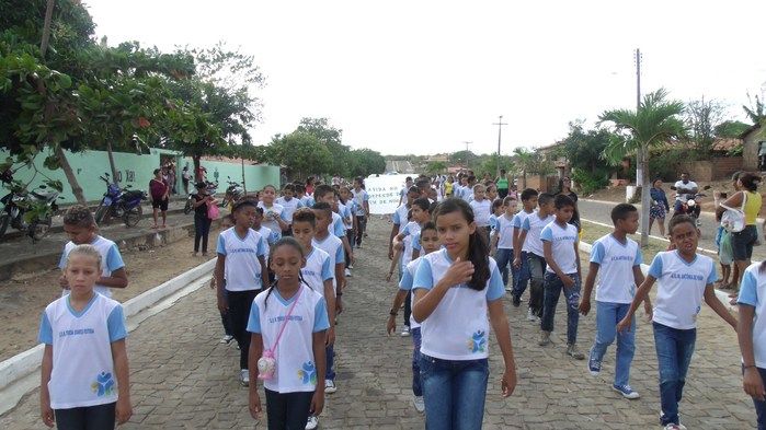 Público prestigia Desfile Cívico de 7 de setembro em Francinópolis - Imagem 45