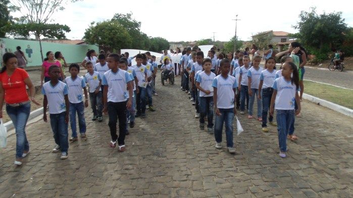 Público prestigia Desfile Cívico de 7 de setembro em Francinópolis - Imagem 37