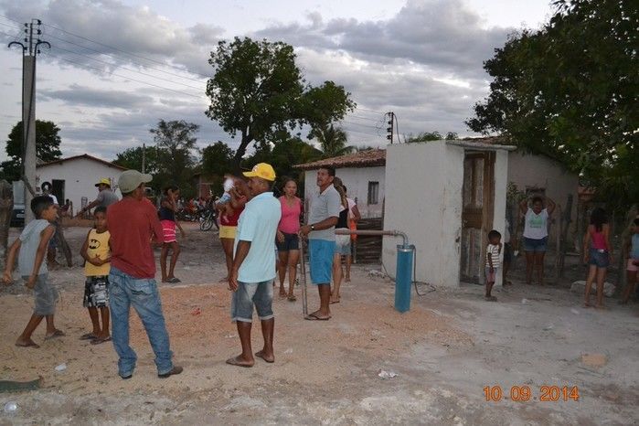 Prefeito Zé Resende entrega poço do bairro Parazinho a comunidade  - Imagem 1