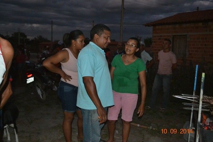 Prefeito Zé Resende entrega poço do bairro Parazinho a comunidade  - Imagem 4