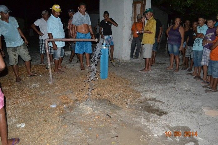 Prefeito Zé Resende entrega poço do bairro Parazinho a comunidade  - Imagem 13