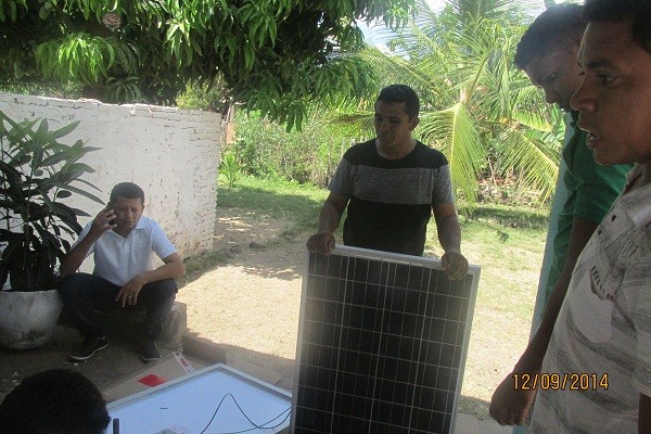 Jovens do Projeto “Natu popas” recebem placa solar - Imagem 4