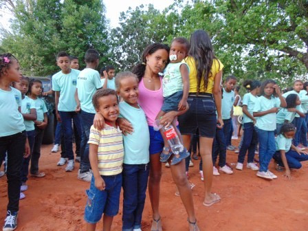 Escolas municipais, da zona rural, promovem homenagens a independência do Brasil - Imagem 10