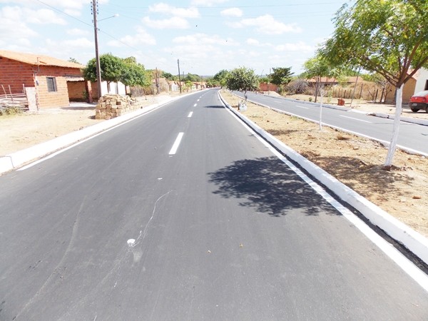 Secretaria de obras inicia sinalização da pavimentação do bairro trizidela - Imagem 9