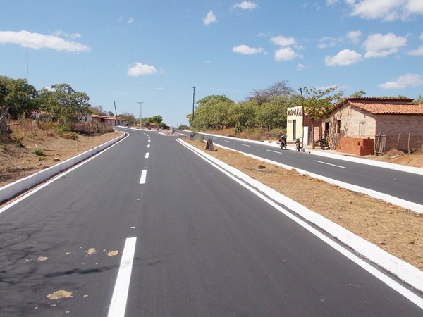 Secretaria de obras inicia sinalização da pavimentação do bairro trizidela - Imagem 5