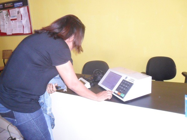  Mesários de Lagoinha recebem Treinamento para Eleição 2014  - Imagem 4