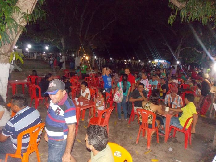 Centenas de pessoas prestigiam abertura da II Exposição Agrobom em Bom Princípio do Piauí - Imagem 4
