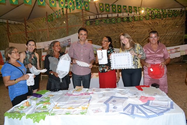 Prefeitura promove artesanato sanjoanense nos festejos juninos - Imagem 18