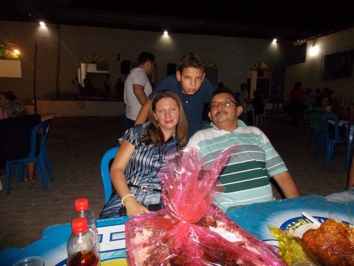 Registros fotográficos logo após a novena no espaço da Barraca Paroquial  e da Praça Acelino Rezende - Imagem 27