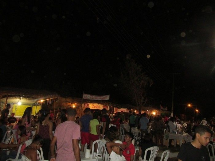 Trio Elétrico Nem Motos faz encerramento dos festejos  no bairro Vila em Agricolândia - Imagem 22