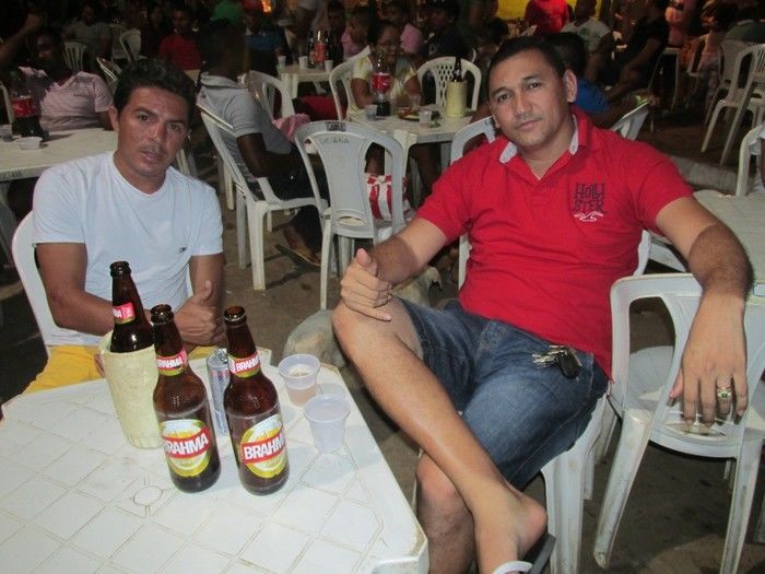 Trio Elétrico Nem Motos faz encerramento dos festejos  no bairro Vila em Agricolândia - Imagem 8