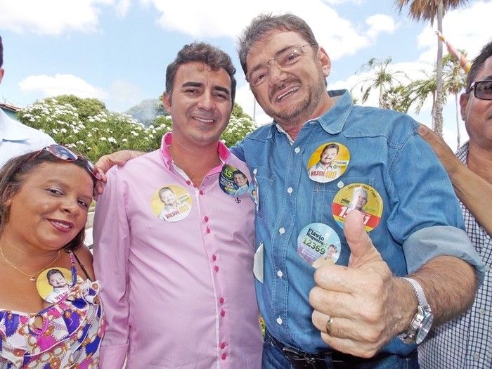 Prefeito Antônio Parambú segue em comitiva com o governador do estado - Imagem 2