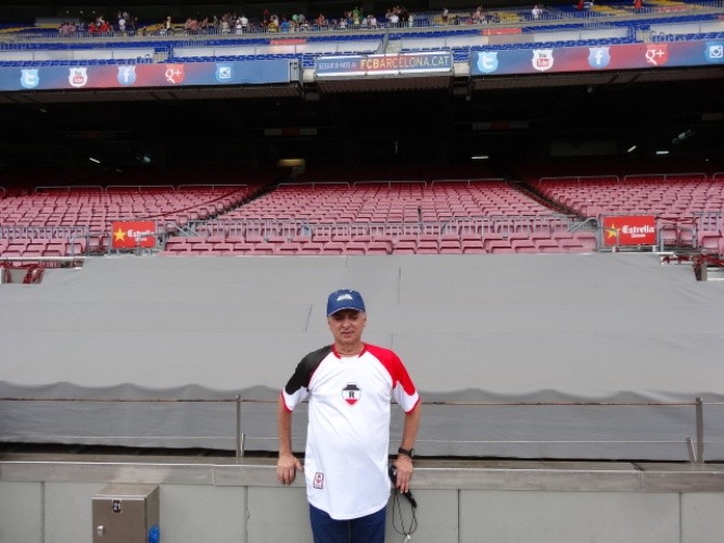 Torcedor remediense riverino visita Espanha e vai a Barcelona  - Imagem 3